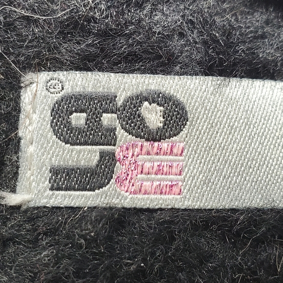 Rare studded Genuine black Sheepskin Shearling toe thong sandals size 9 - Picture 8 of 9